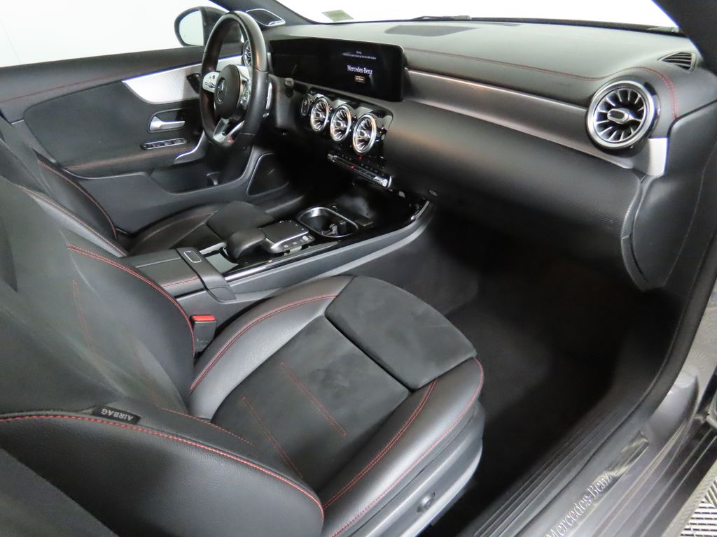 2021 Mercedes-Benz CLA 250 17