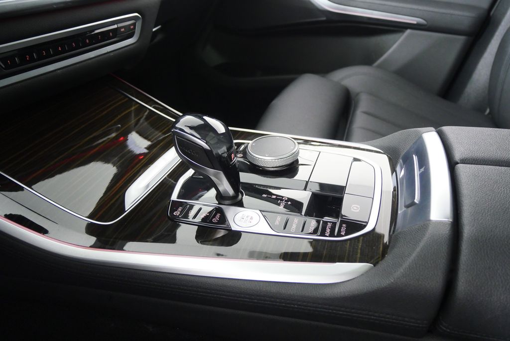 Thumbnail: 2020 BMW X5 - 25