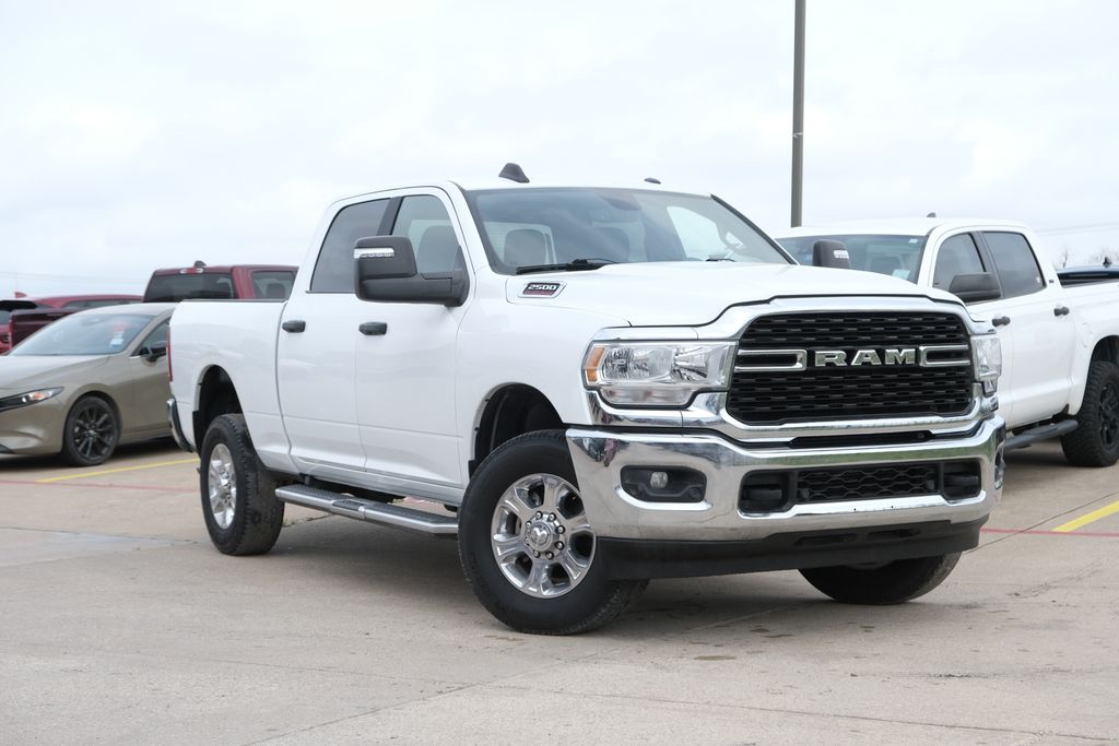 2024 RAM 2500 Big Horn Crew Cab 4WD