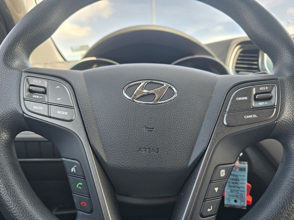 Used 2018 Gray Hyundai  image 24