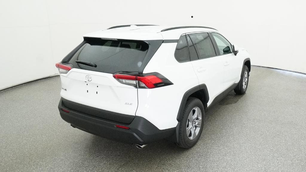 Thumbnail: 2025 Toyota RAV4 - 16
