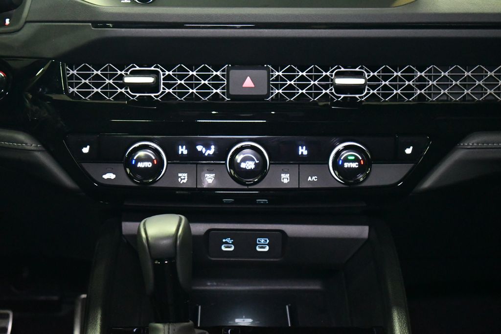 Thumbnail: 2025 Honda Accord - 19