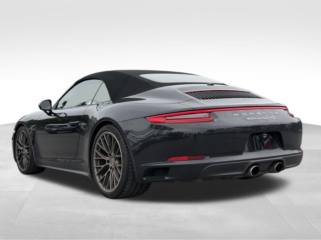 2017 Porsche 911 Carrera 4S