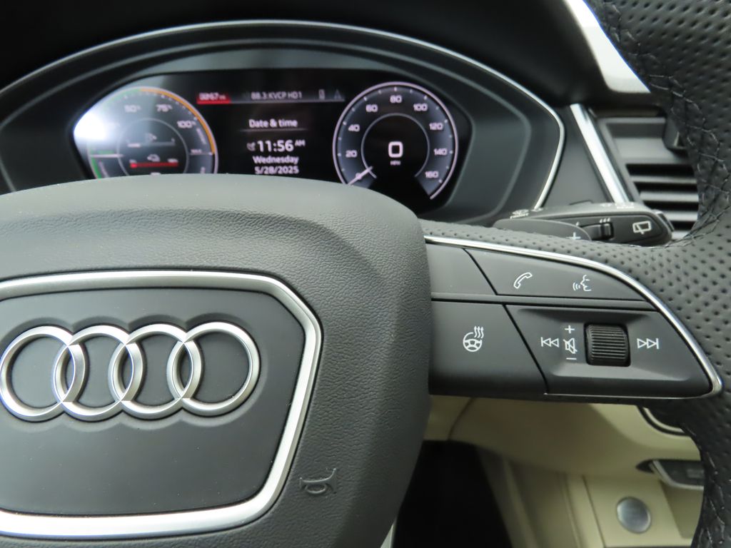 2025 Audi Q5  12