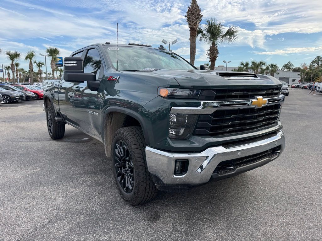 2025 Chevrolet Silverado 2500HD LT 10