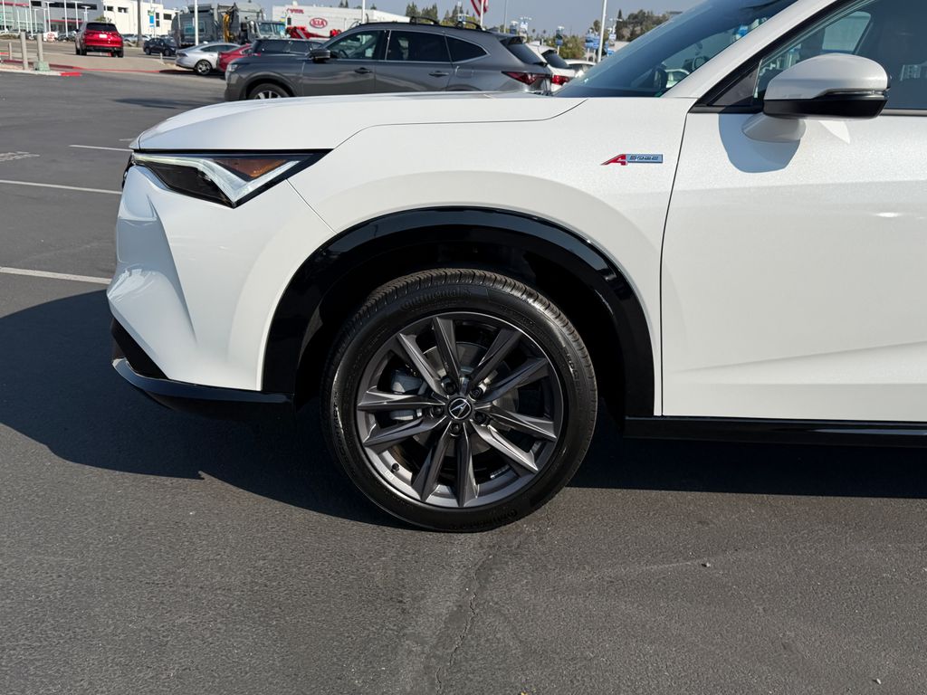 Thumbnail: 2026 Acura ADX - 5