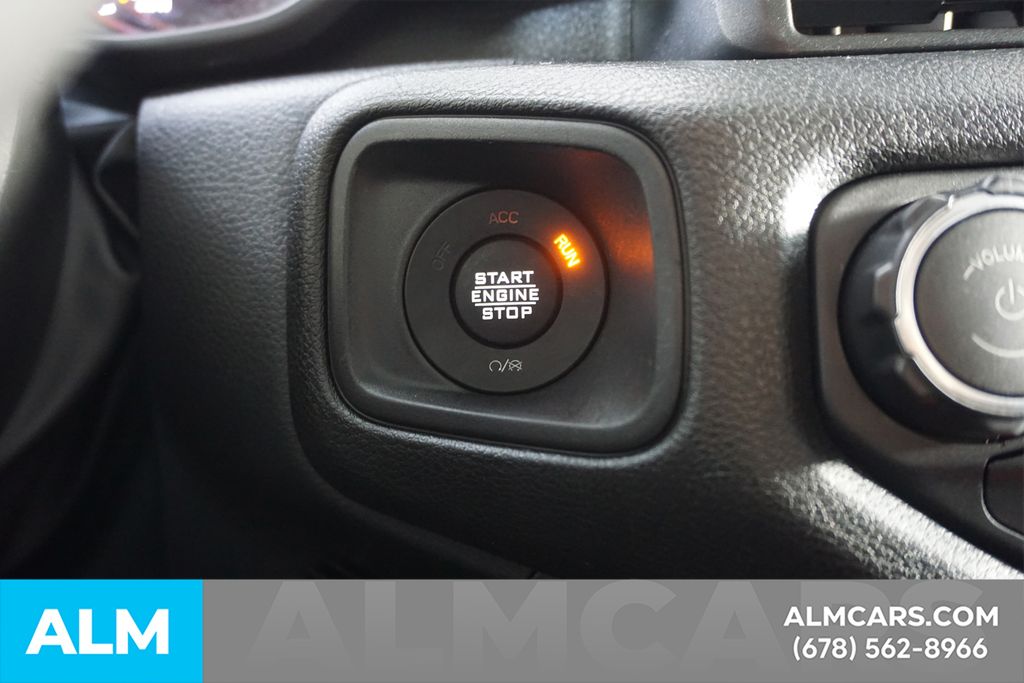 Used 2025 Black Jeep Sport S image 27