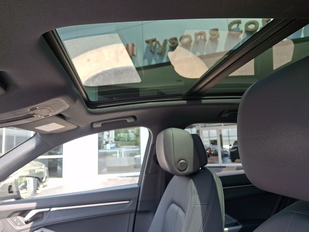 Thumbnail: 2022 Audi Q3 - 14