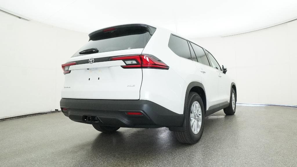Thumbnail: 2026 Toyota Grand Highlander - 8
