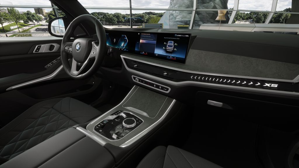 Thumbnail: 2026 BMW X5 - 14