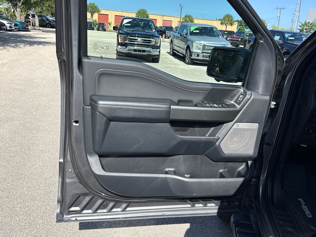 Used 2022 Gray Ford XLT w/ LIFTKIT image 12