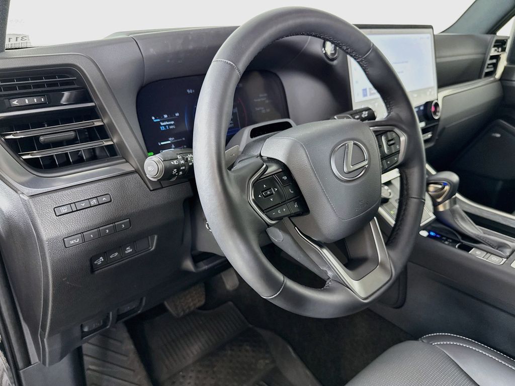 Thumbnail: 2024 Lexus GX - 9
