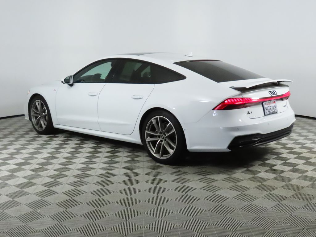 Thumbnail: 2022 Audi A7 - 3