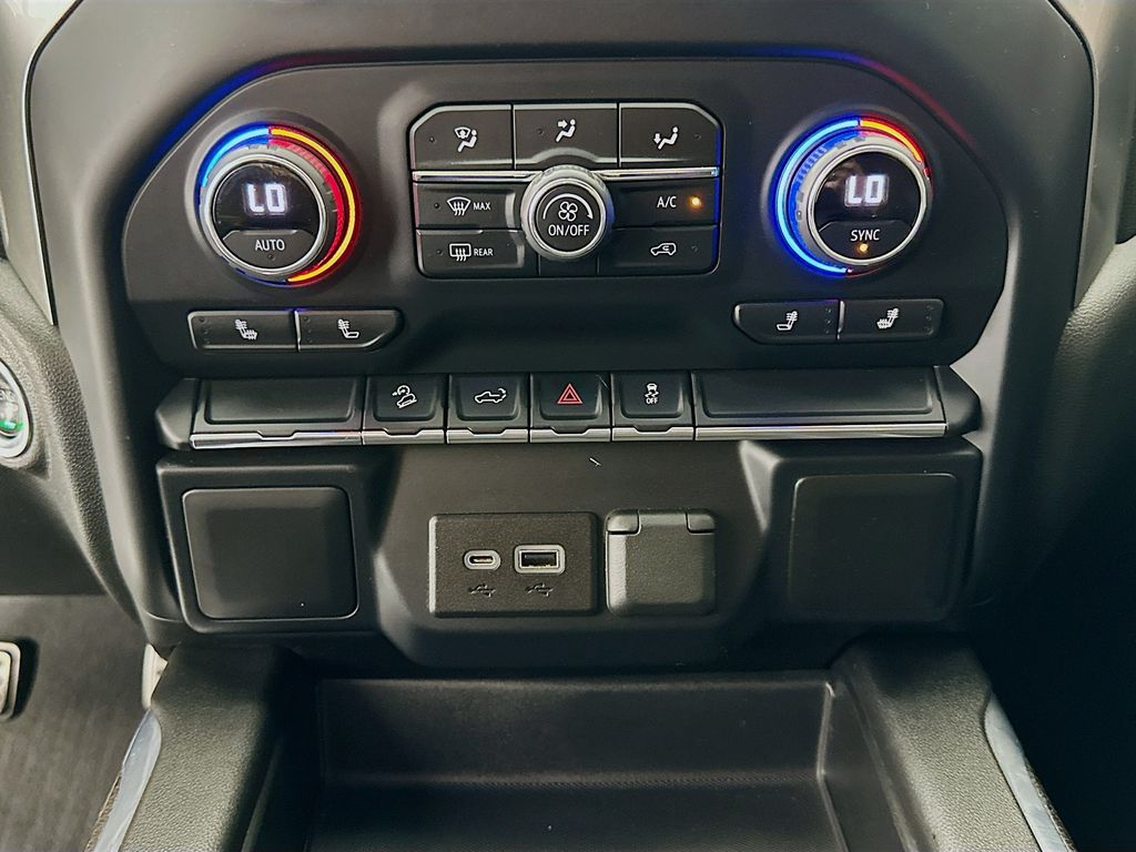 Thumbnail: 2021 Chevrolet Silverado 1500 - 20