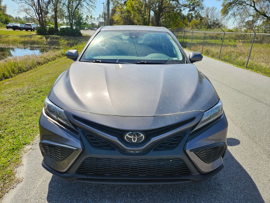 2023 Toyota Camry SE 8