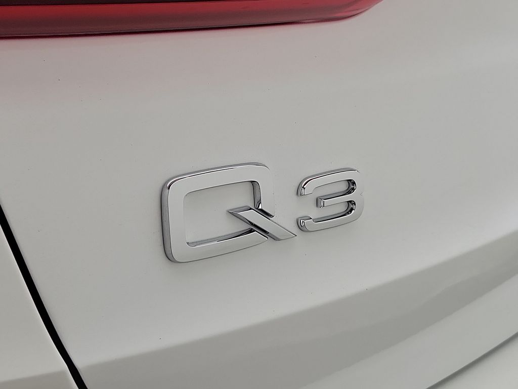 2024 Audi Q3 Premium Plus 15