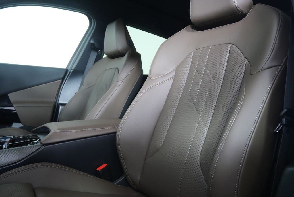 Thumbnail: 2026 BMW X3 - 10