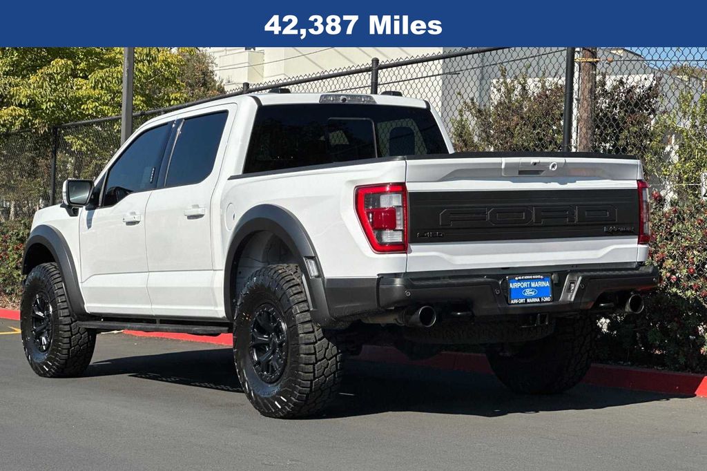 2023 Ford F-150 Raptor 8