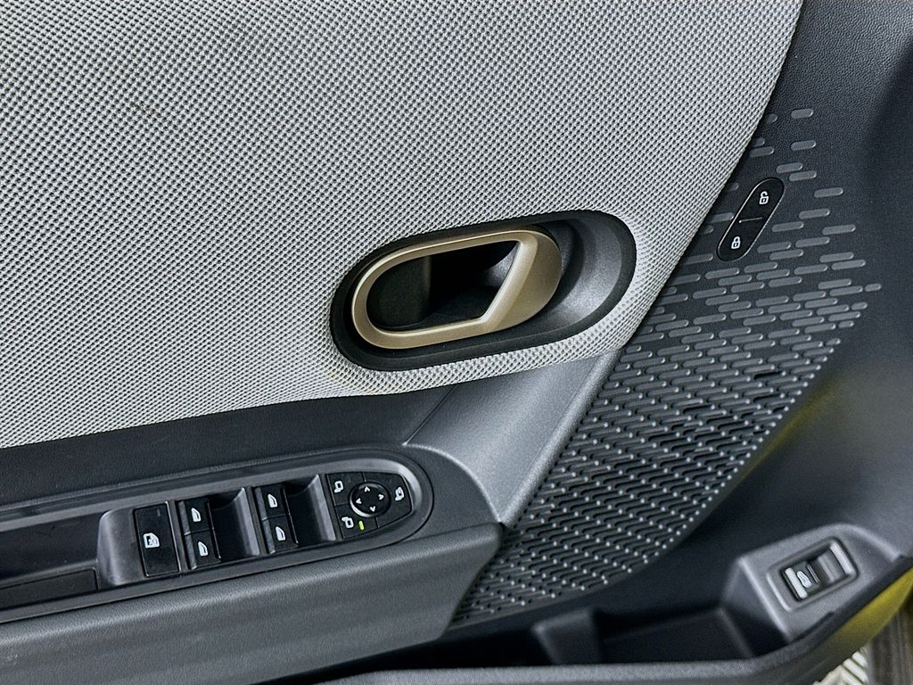 2025 MINI Cooper Hardtop S 19