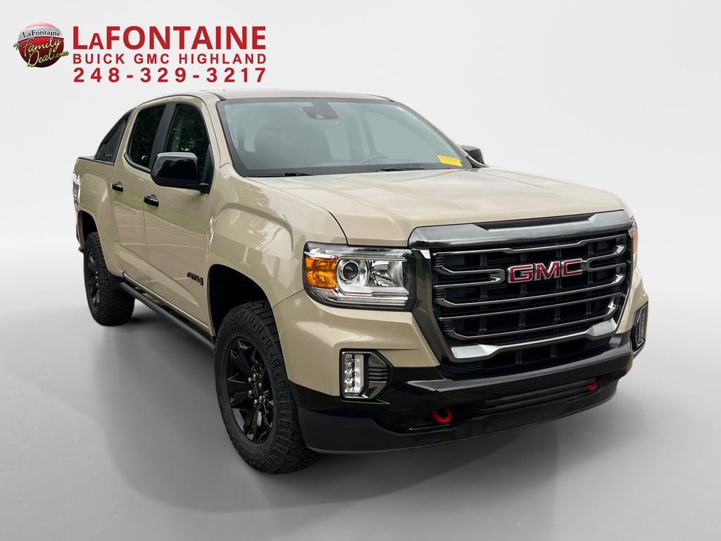 2022 GMC Canyon AT4 w/Leather 3