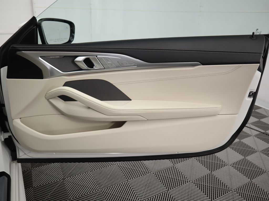 Thumbnail: 2024 BMW 8 Series - 26