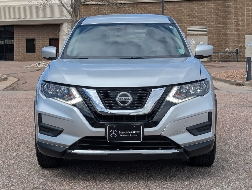 View vehicle photo 2