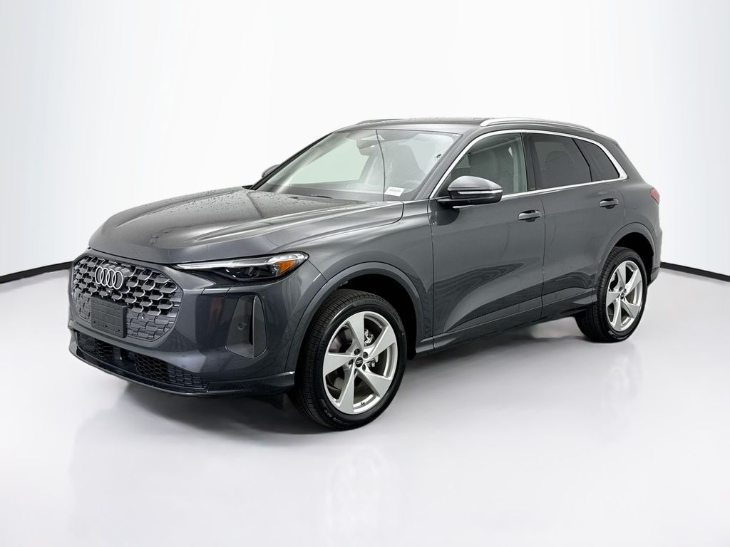 Thumbnail: 2025 Audi Q5 - 1