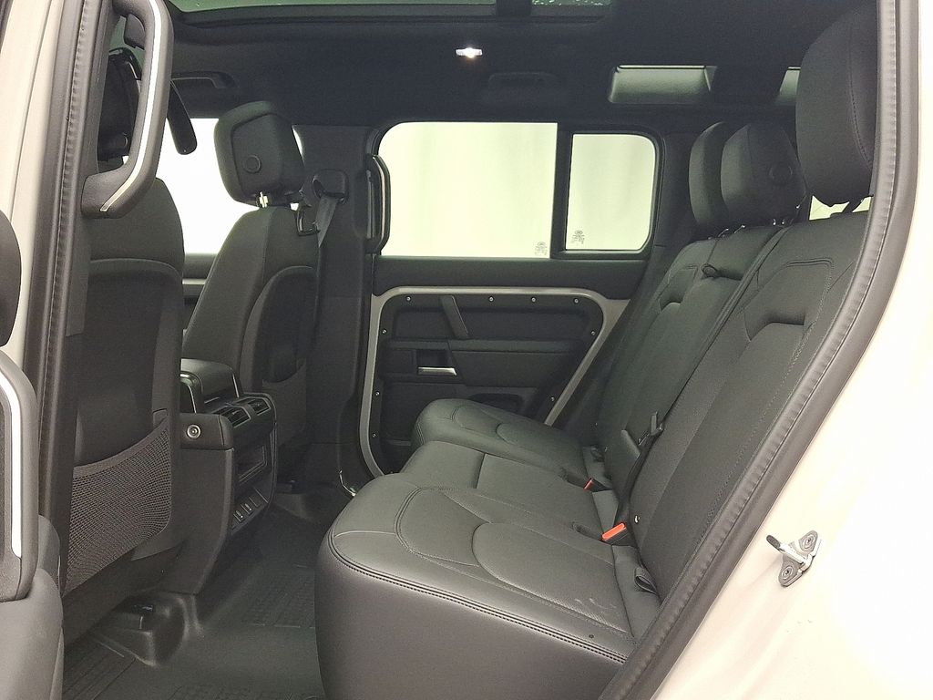 Thumbnail: 2026 Land Rover Defender - 6