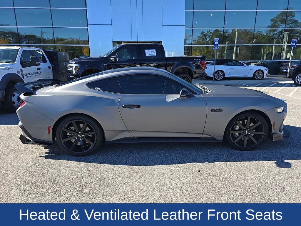 2024 Ford Mustang GT Premium Fastback