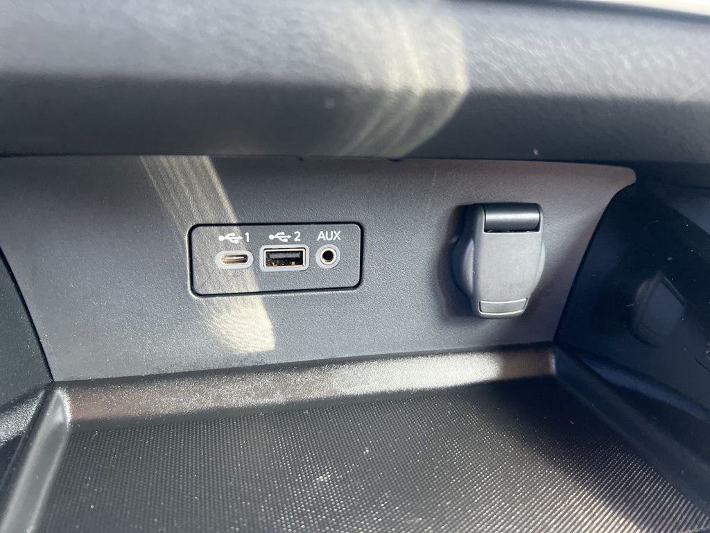 2024 Nissan Altima 2.5 SR photo