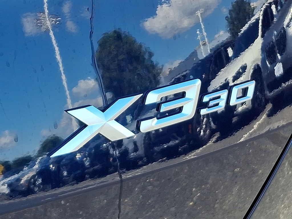 Thumbnail: 2026 BMW X3 - 11