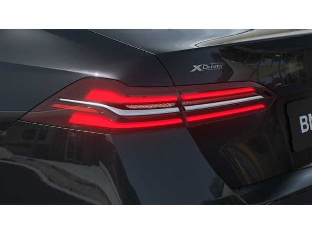 Thumbnail: 2026 BMW 5 Series - 8