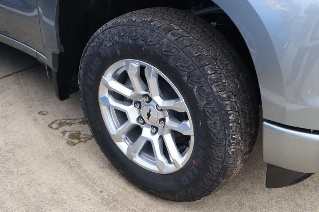 Thumbnail: 2026 Chevrolet Silverado 1500 - 9