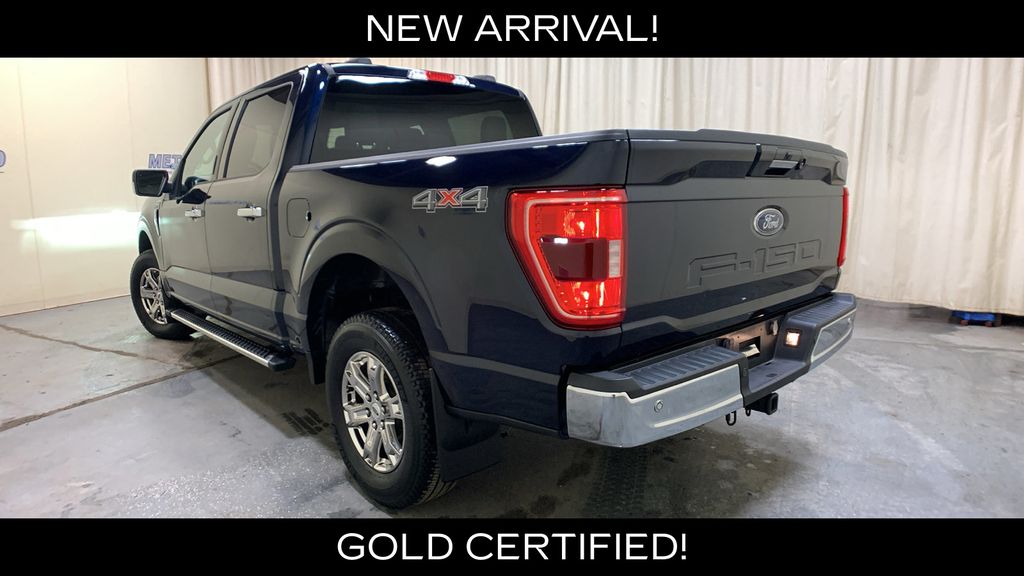 View vehicle photo 5