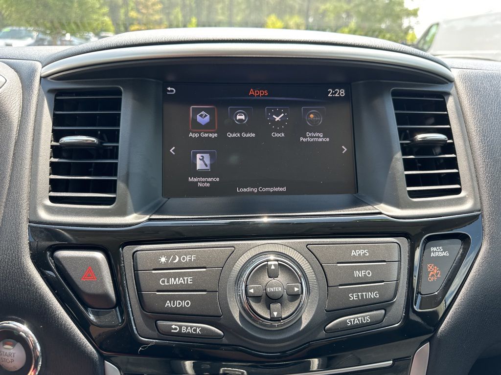 2017 Brilliant Silver Metallic Nissan Pathfinder SV FWD SUV