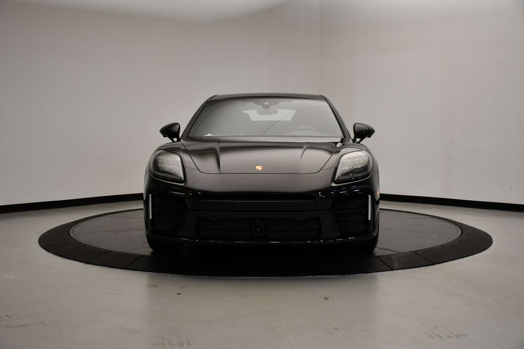 Thumbnail: 2026 Porsche Panamera - 10