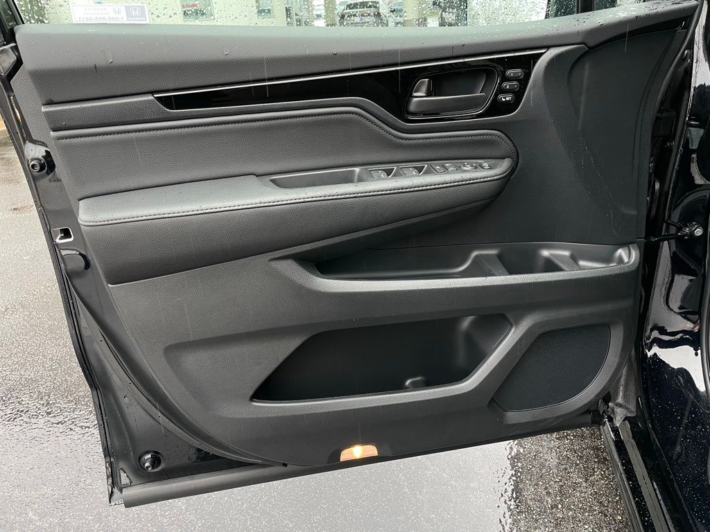 Thumbnail: 2026 Honda Odyssey - 24