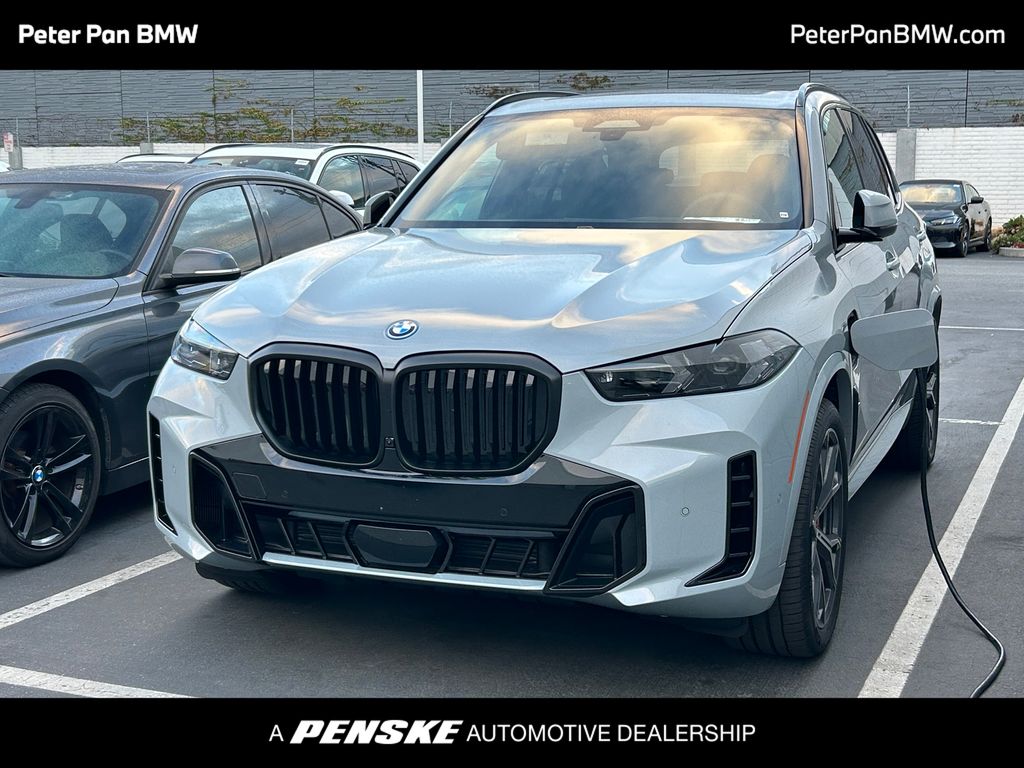 Thumbnail: 2026 BMW X5 - 1