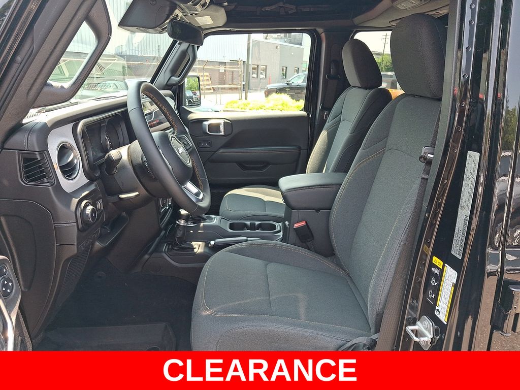 Used 2024 Jeep Wrangler SUV