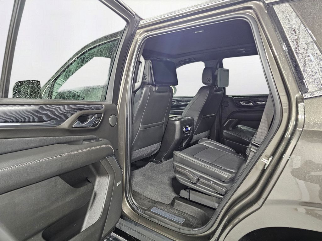 Used 2021  GMC Denali image 17