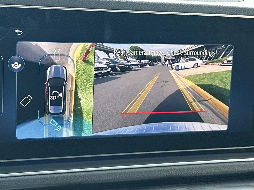 Thumbnail: 2026 Mercedes-Benz GLE - 21