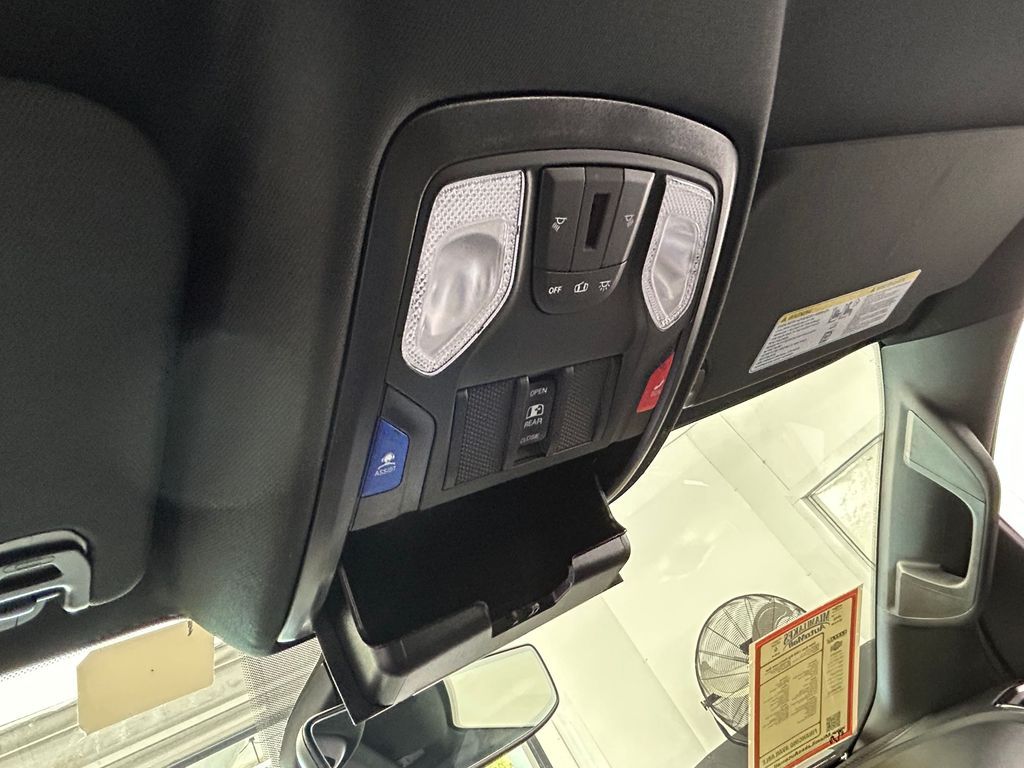 New 2026 Granite Crystal Metallic Clearcoat Ram Tungsten image 29