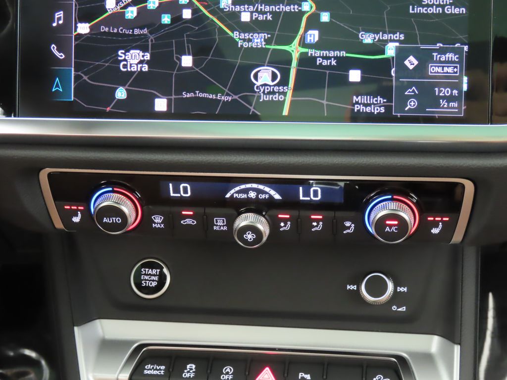 Thumbnail: 2025 Audi Q3 - 21