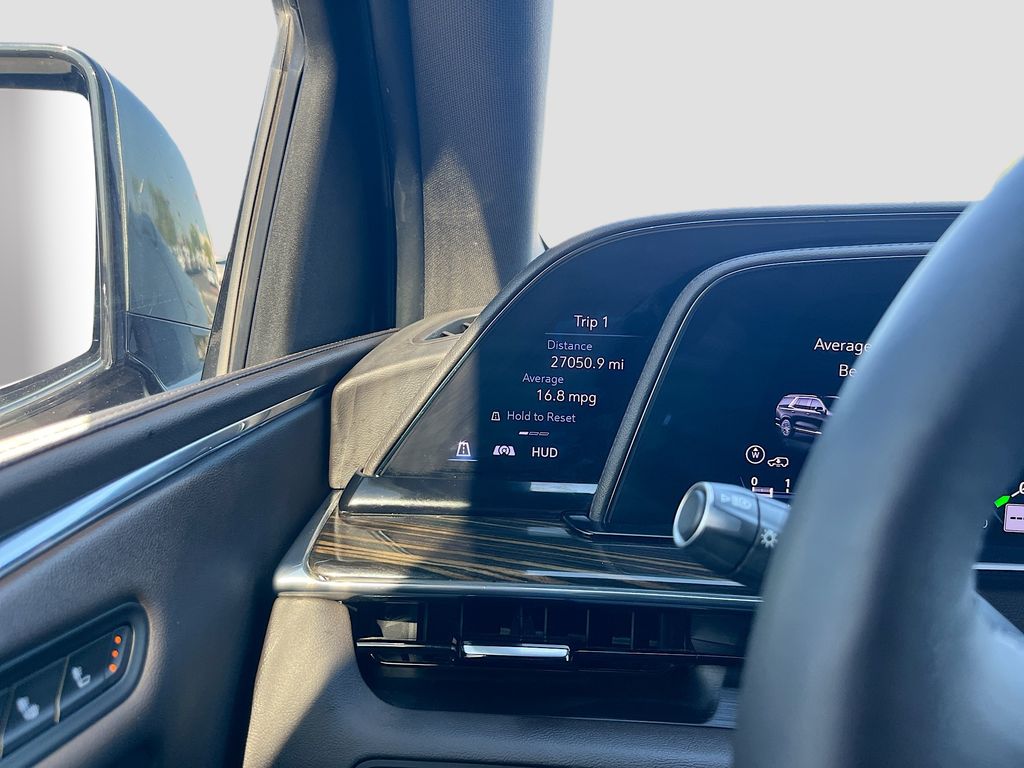 Used 2024 Green Cadillac Sport image 36