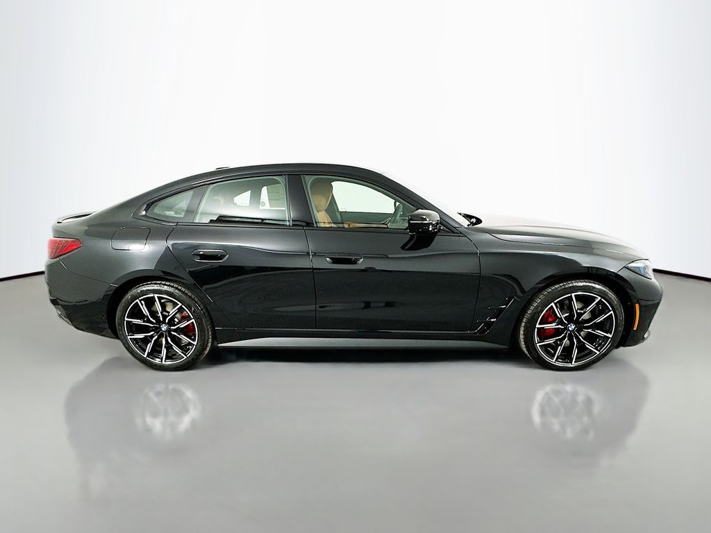 Thumbnail: 2026 BMW i4 - 4