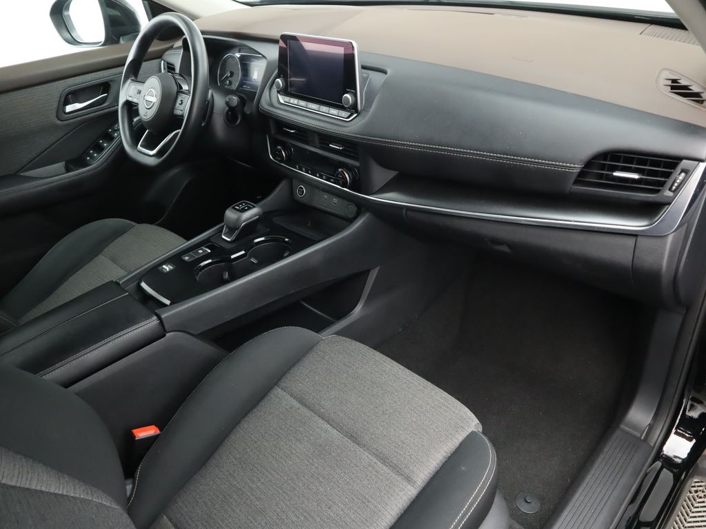 Thumbnail: 2023 Nissan Rogue - 17