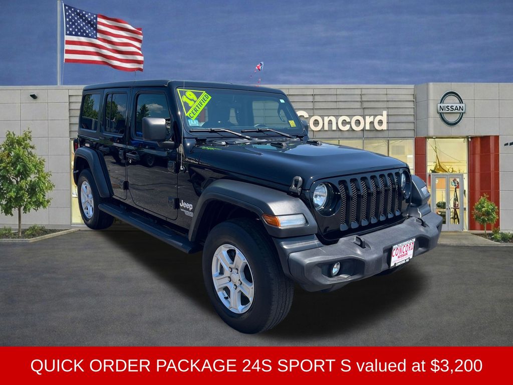 Black Clearcoat 2019 Jeep Wrangler SUV / Crossover Four-Wheel Drive 8-Speed Automatic