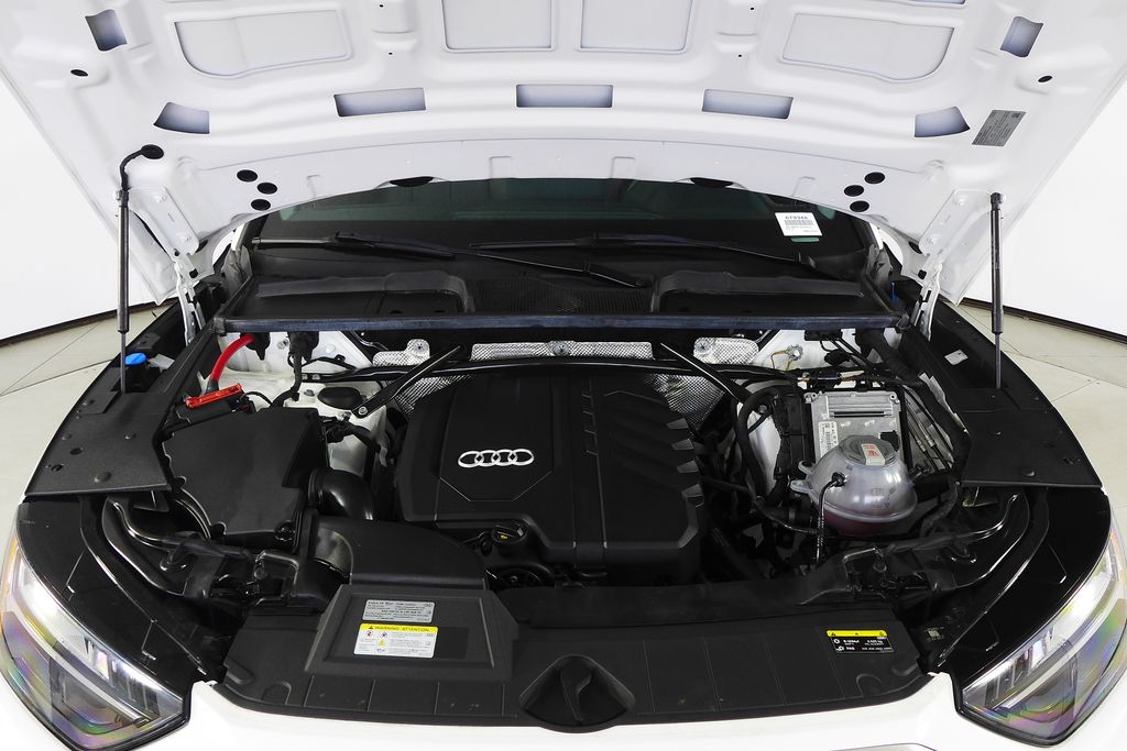 Thumbnail: 2023 Audi Q5 - 6