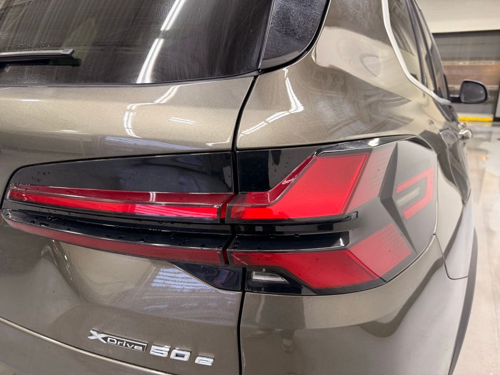 Thumbnail: 2024 BMW X5 - 5