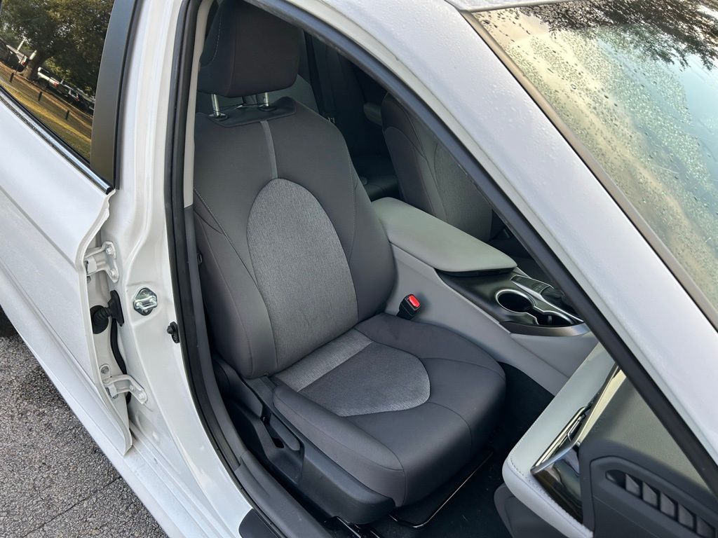 Thumbnail: 2024 Toyota Camry - 15